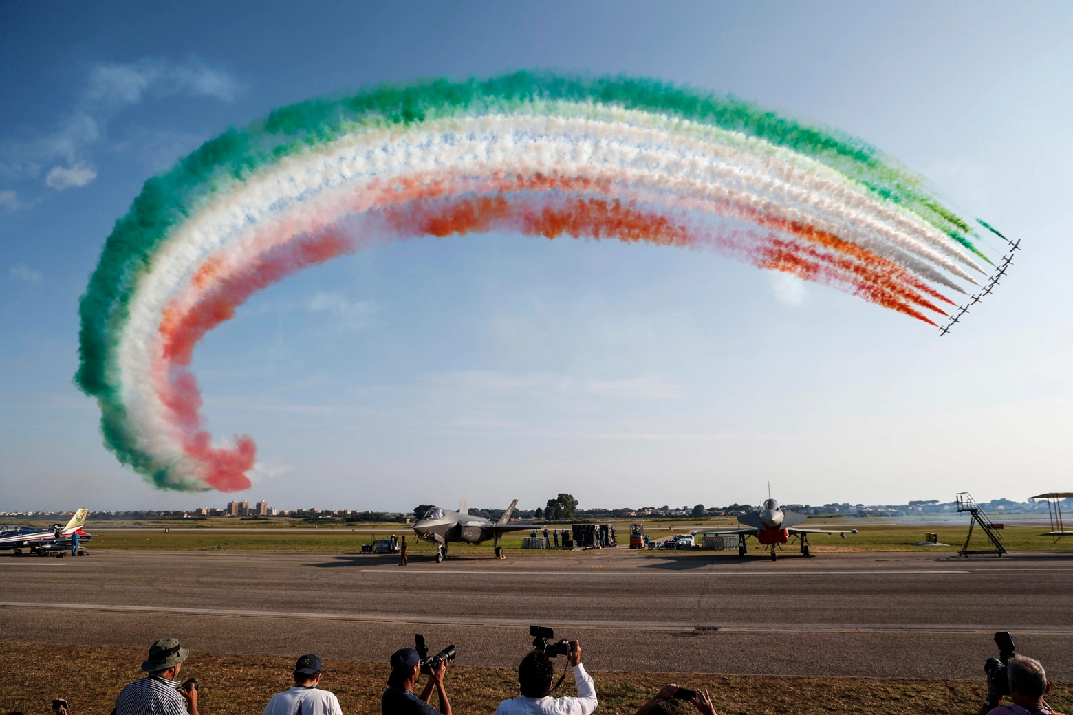 Come l'Aeronautica Militare vola su Facebook, Instagram e Twitter